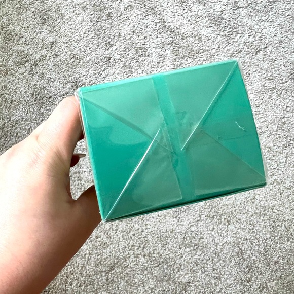 La Mer Hand Treatment - Picture 2 of 5